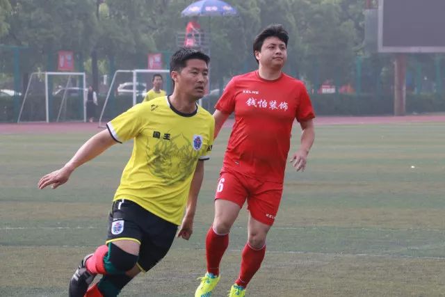 曼晚：曝曼联交换拉什福德两方案 米兰1.31亿边锋来投？